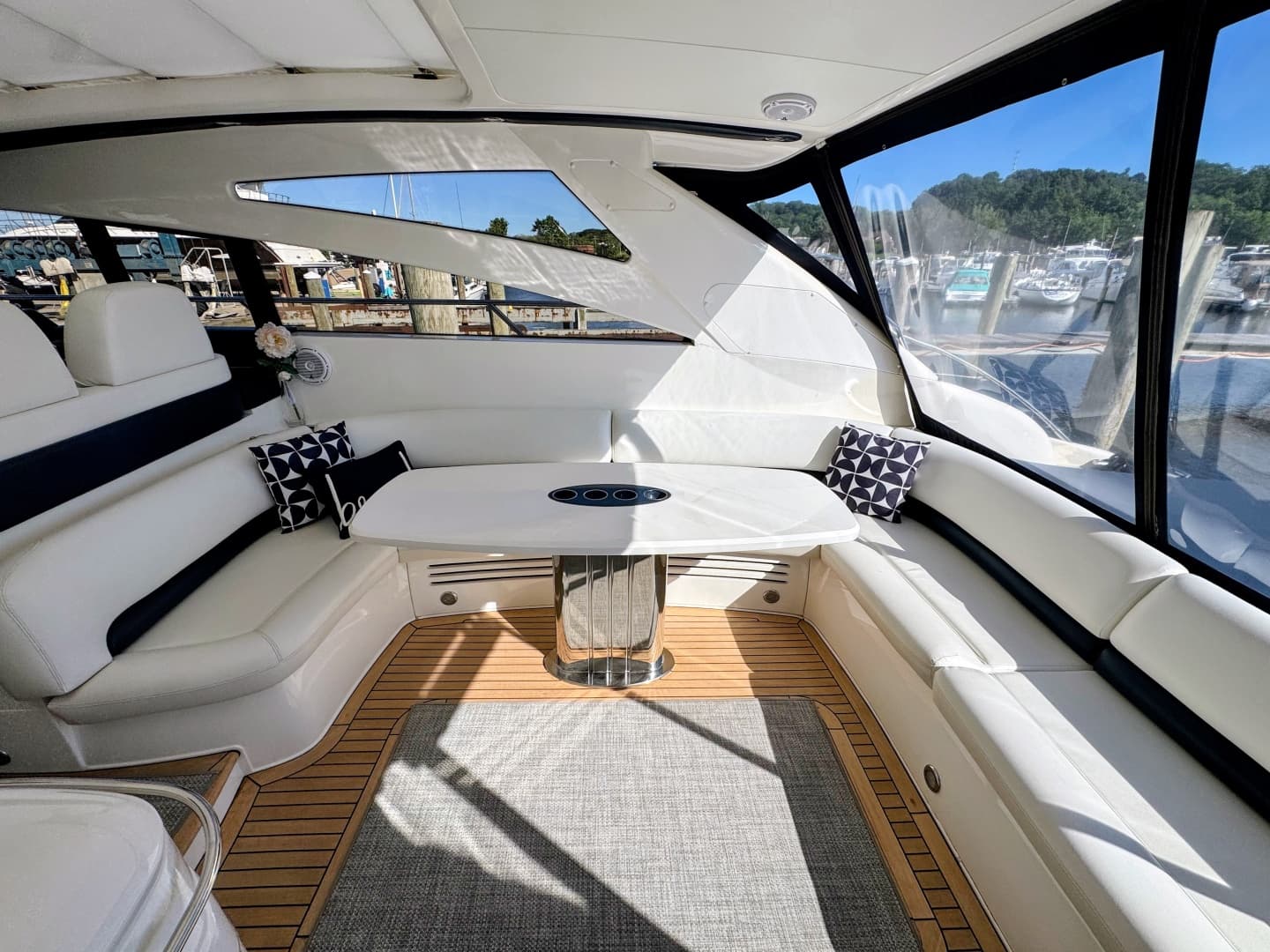 2004 Viking Princess V58