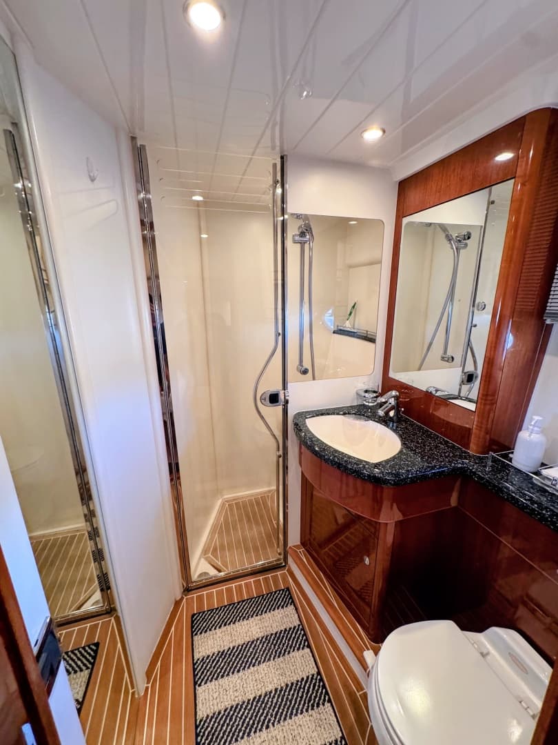 2004 Viking Princess V58
