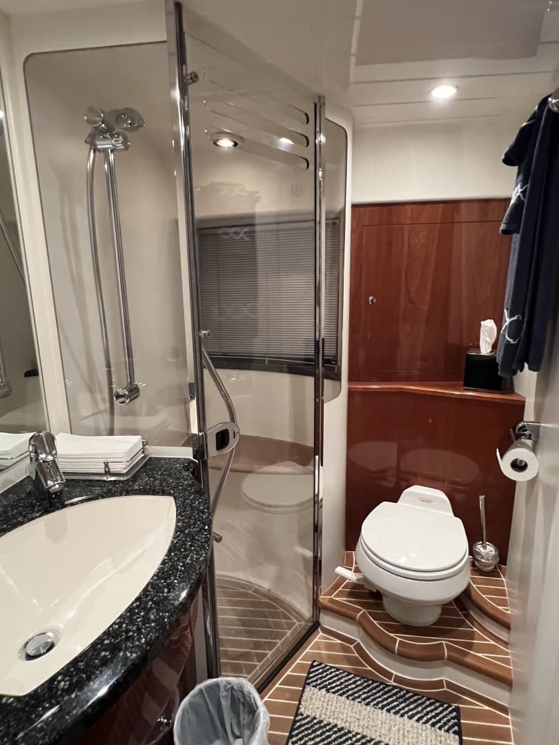 2004 Viking Princess V58