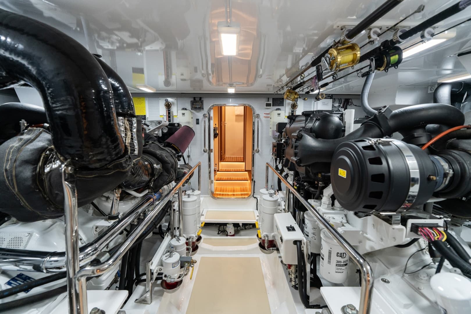 Engine Rm Facing Fwd