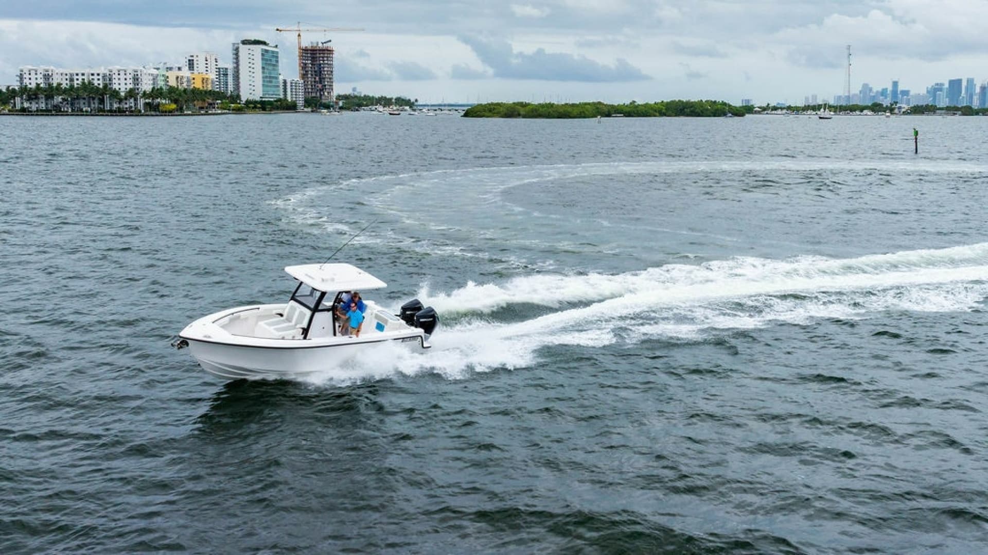2027 Reef Runner 280