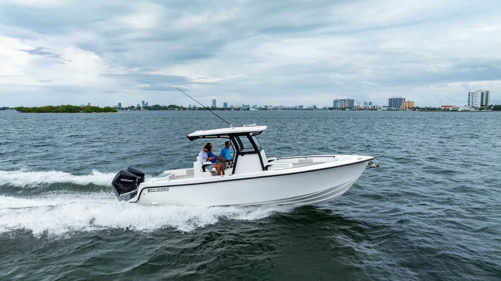 2027 Reef Runner 280