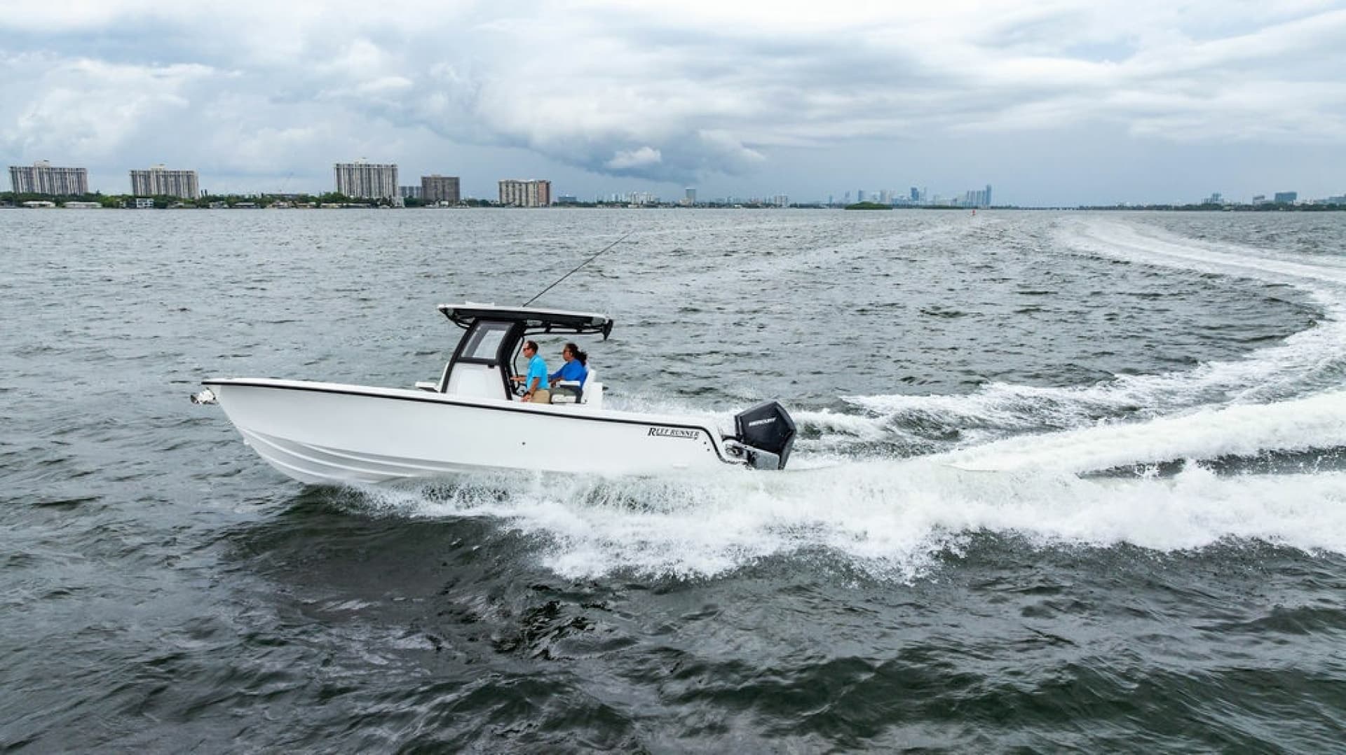 2027 Reef Runner 280