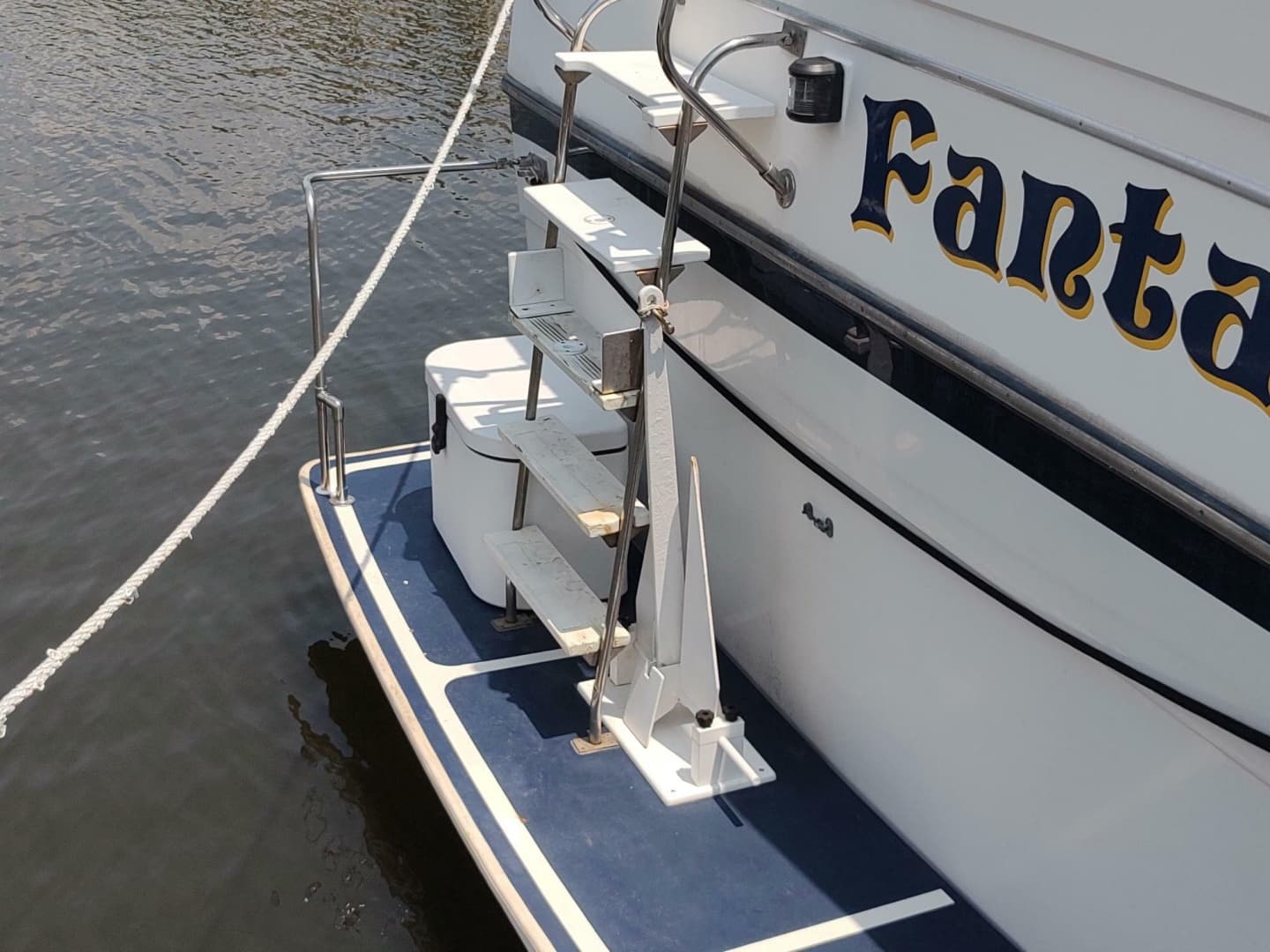 1989 Hyatt Double Cabin Motoryacht