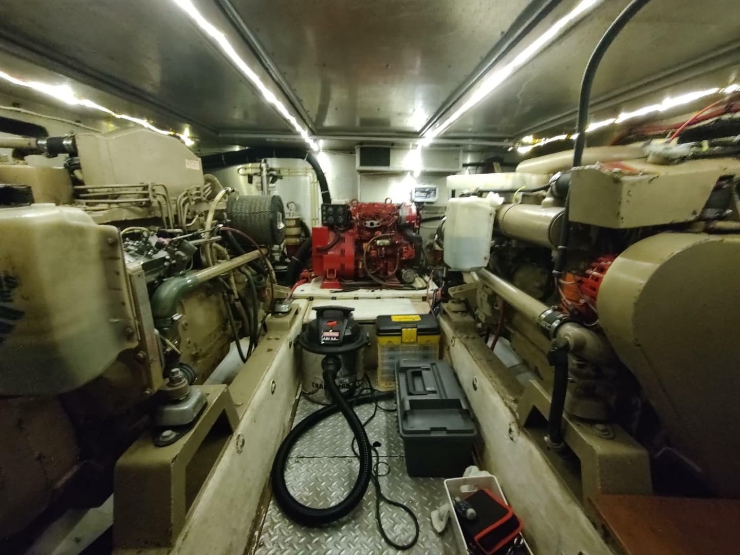 1989 Hyatt Double Cabin Motoryacht