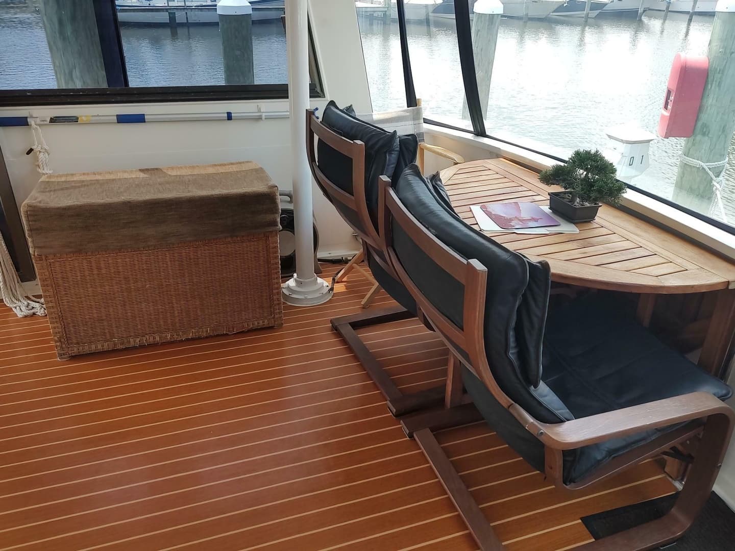 1989 Hyatt Double Cabin Motoryacht