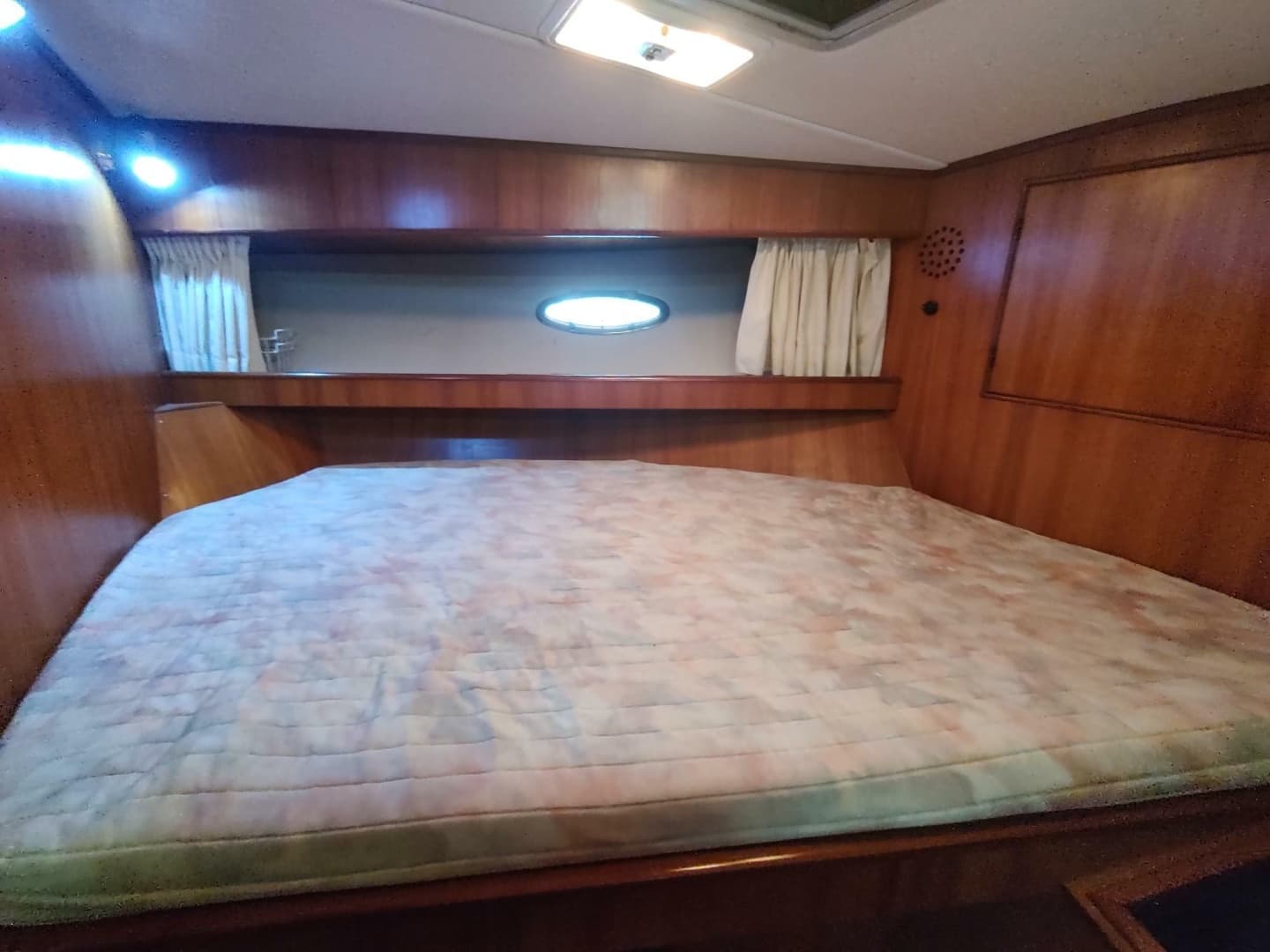 1989 Hyatt Double Cabin Motoryacht