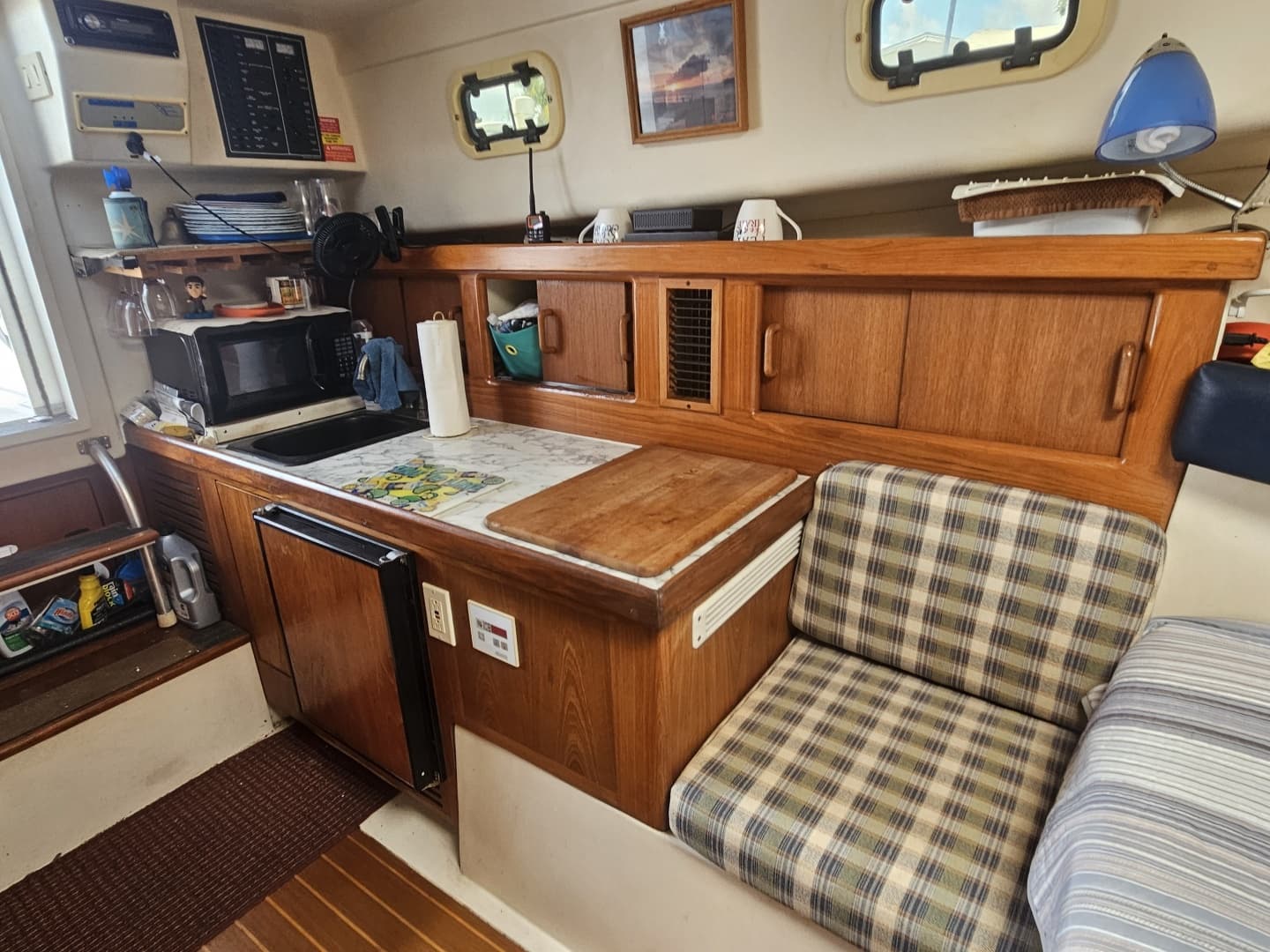 2000 Mainship Pilot 30
