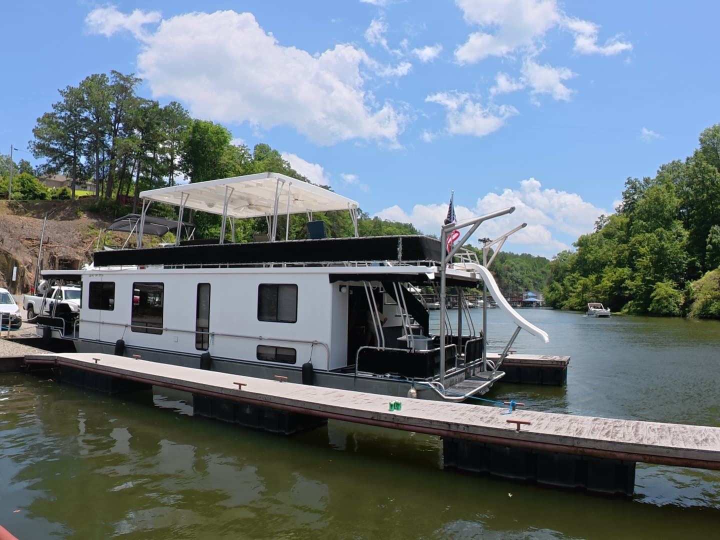 1996 Lakeview 14x56 houseboat