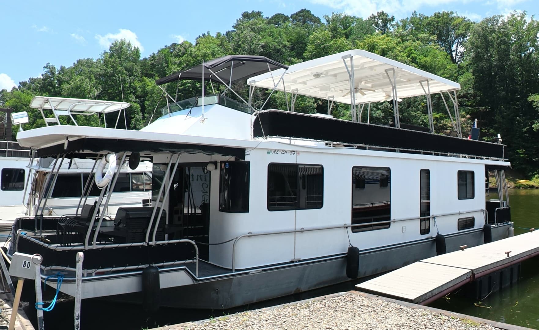 1996 Lakeview 14x56 houseboat
