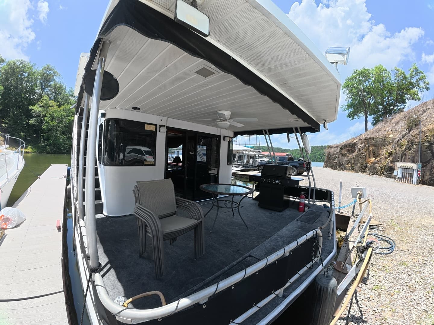 1996 Lakeview 14x56 houseboat