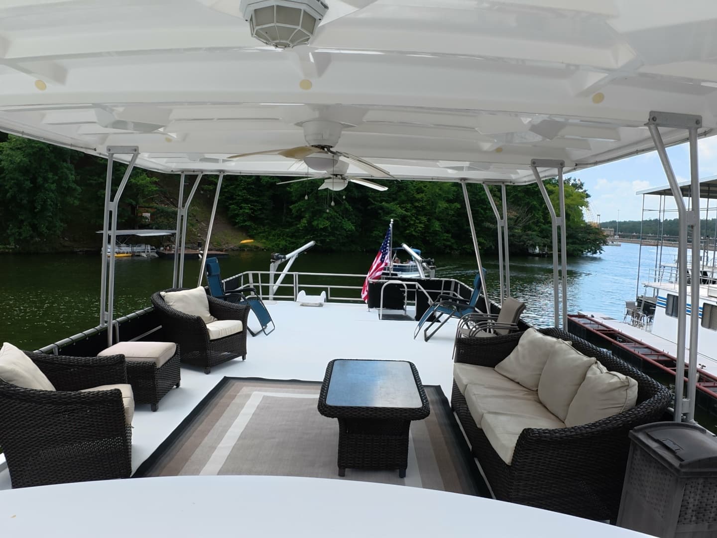 1996 Lakeview 14x56 houseboat