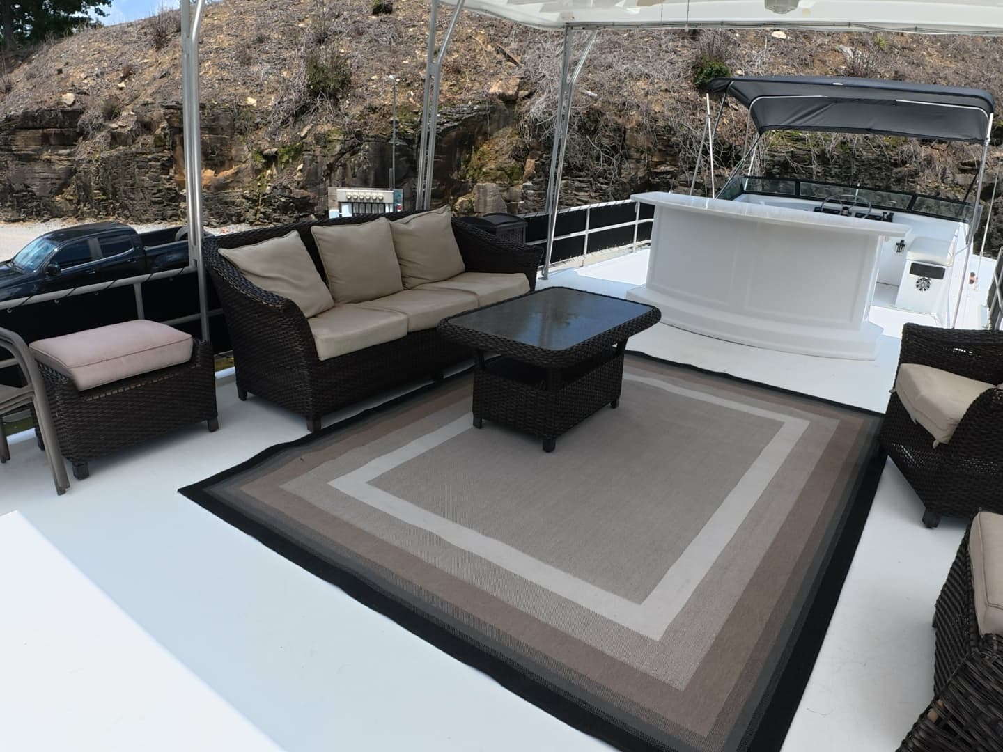 1996 Lakeview 14x56 houseboat