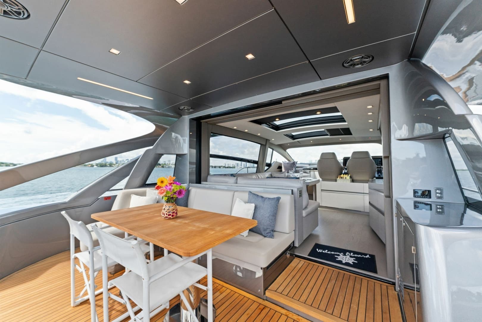 2022 Pershing 7X