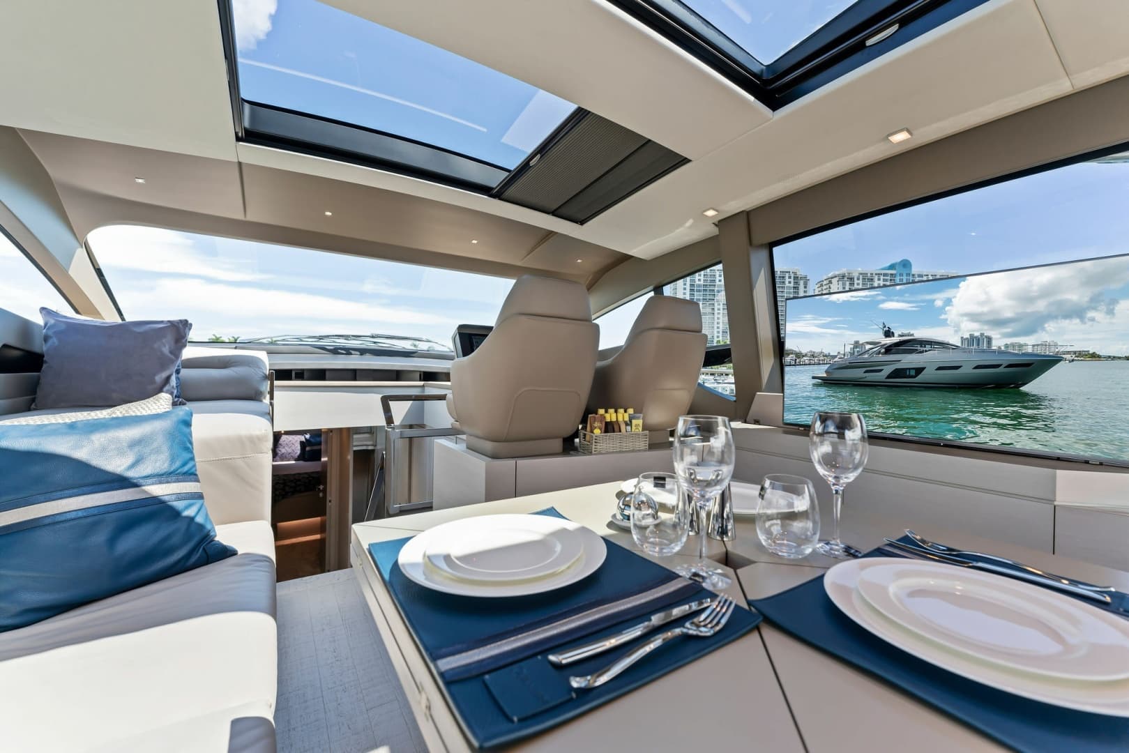 2022 Pershing 7X