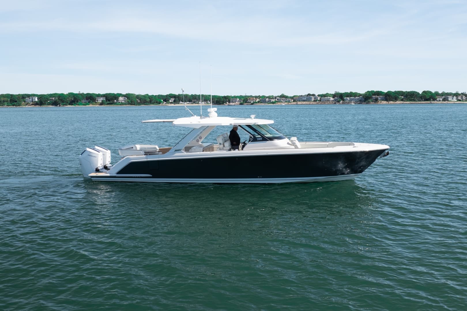2024 Tiara Sport 