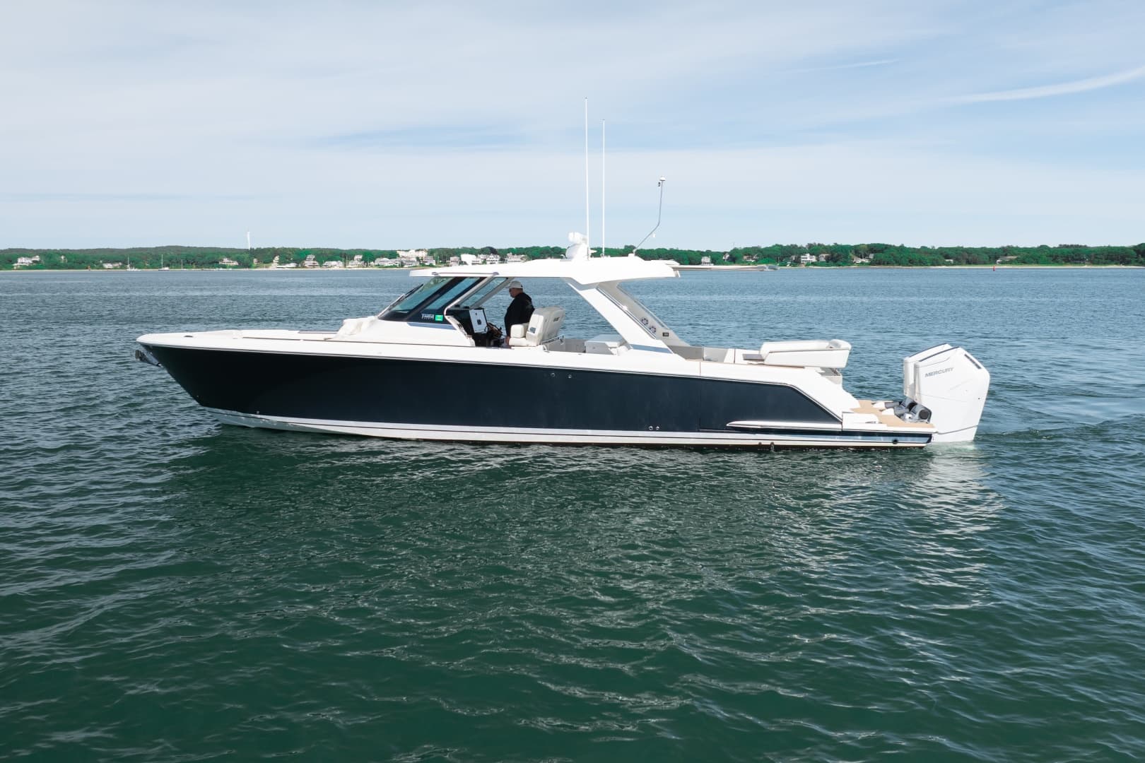 2024 Tiara Sport 