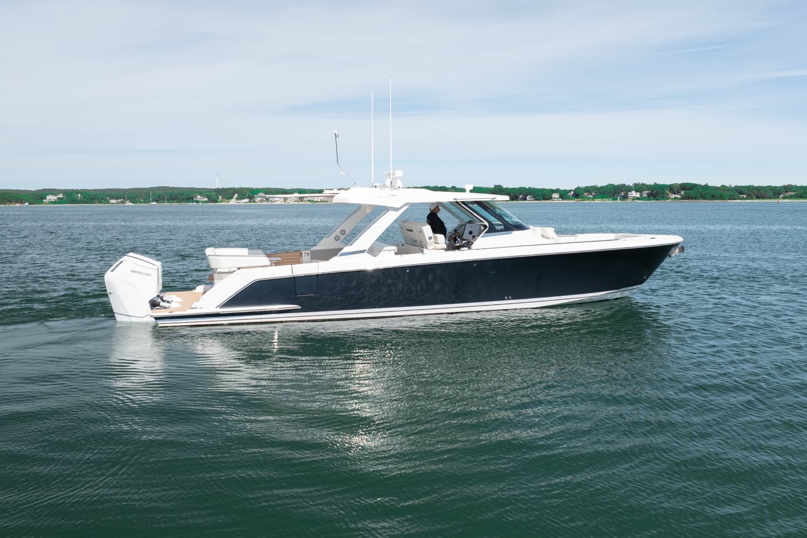 2024 Tiara Sport 