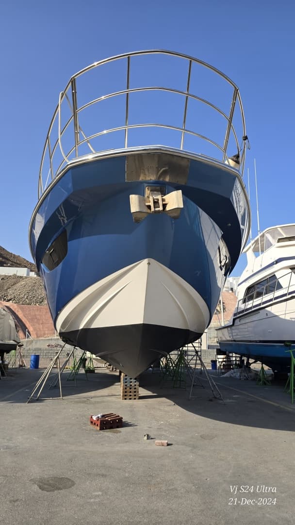 2011 Azimut 70