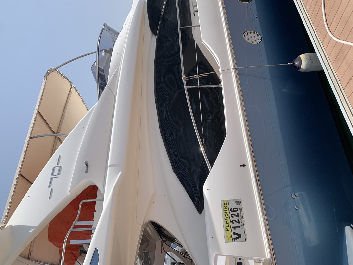 2011 Azimut 70