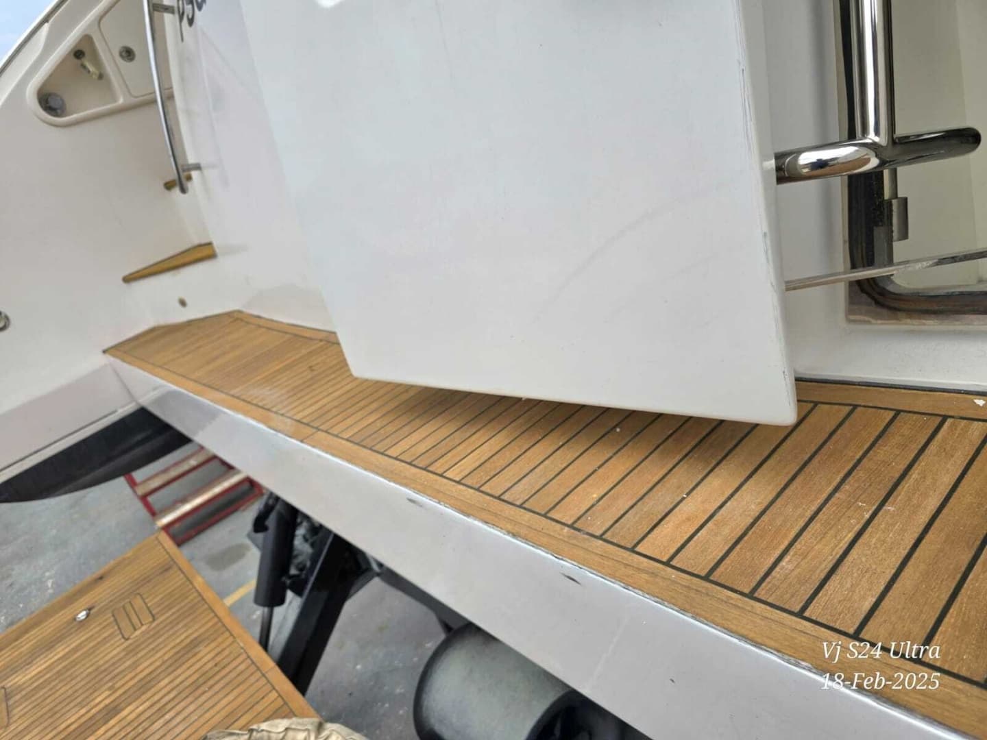 2011 Azimut 70