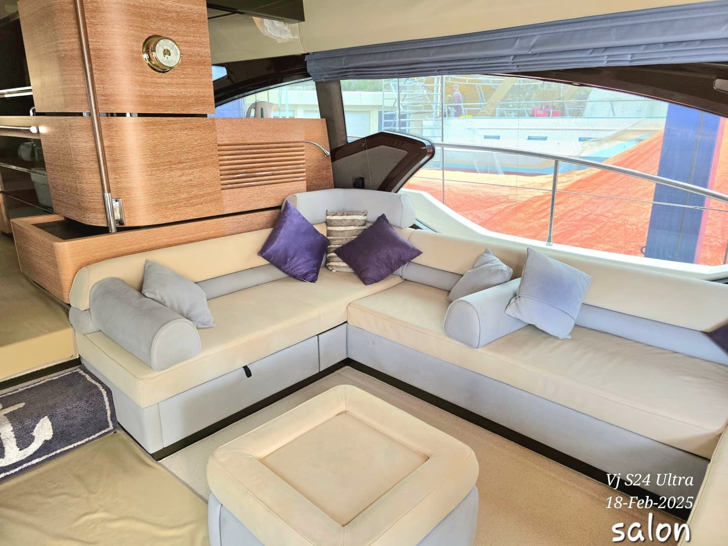 2011 Azimut 70