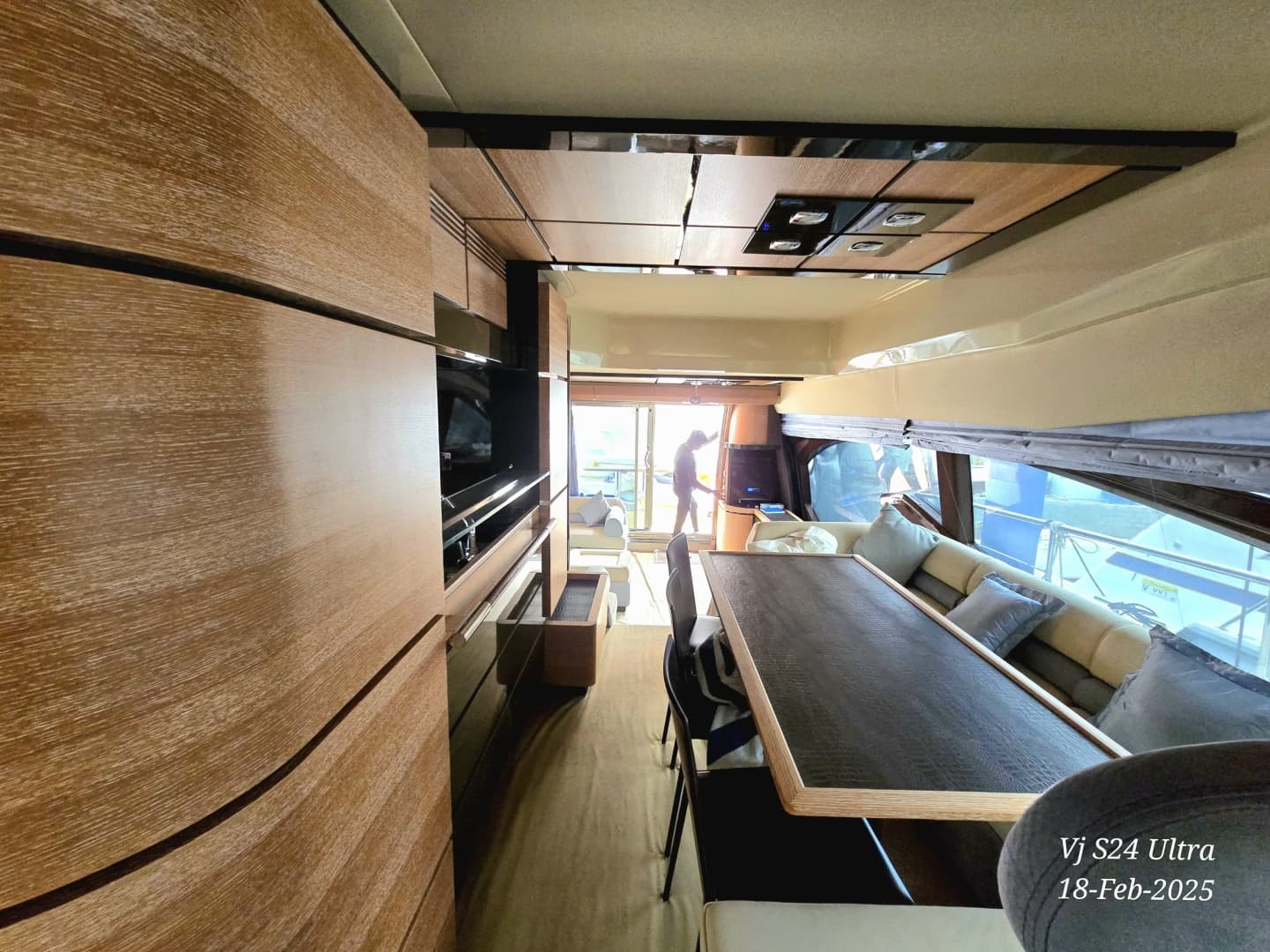 2011 Azimut 70