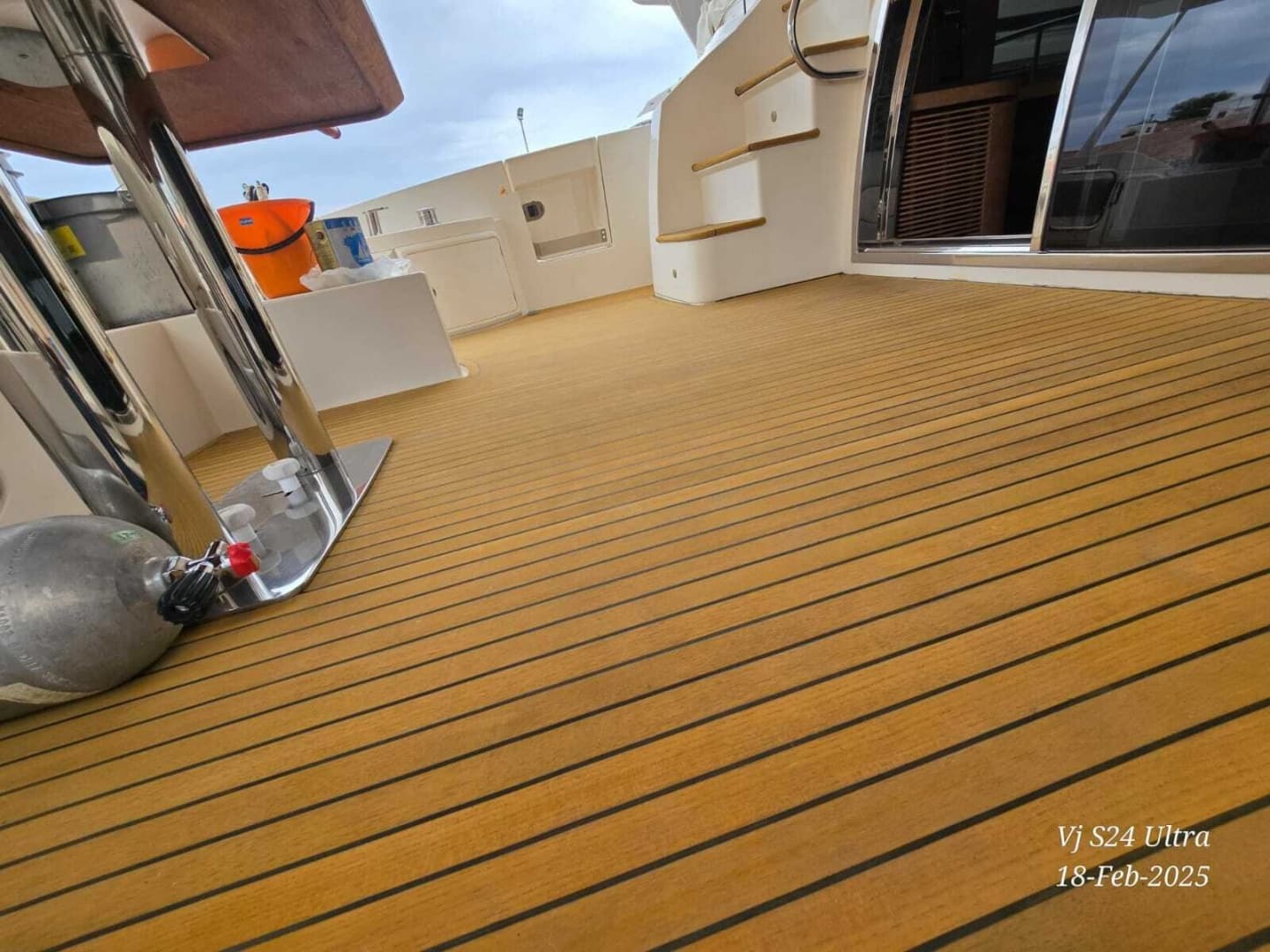 2011 Azimut 70