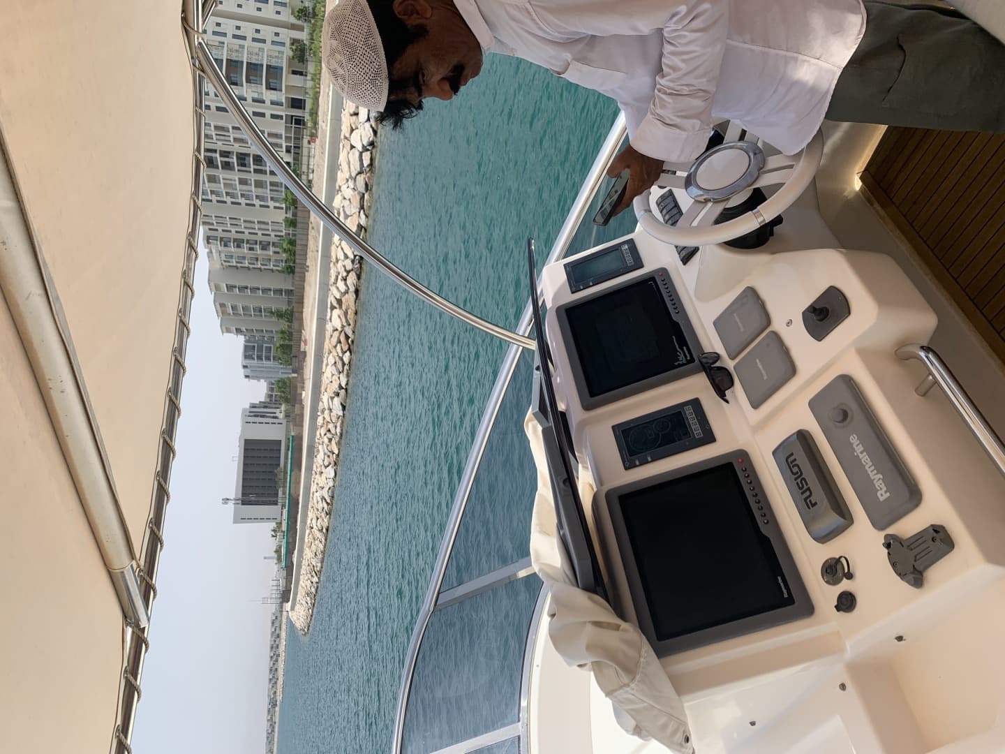 2011 Azimut 70