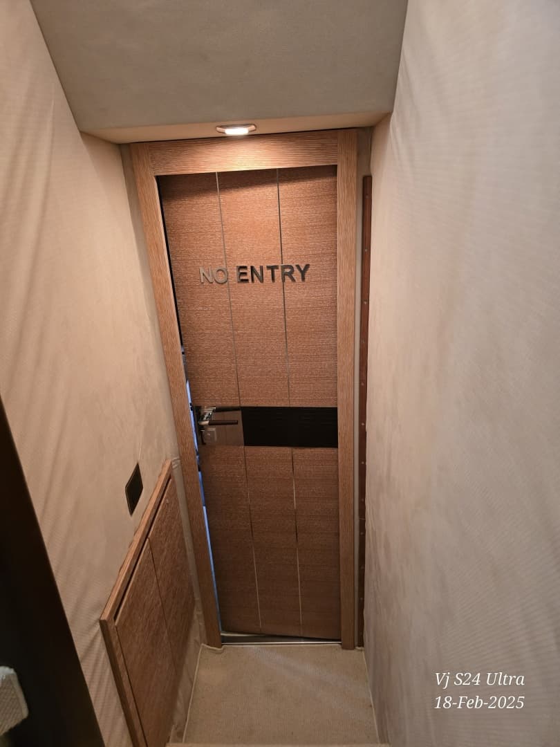 2011 Azimut 70