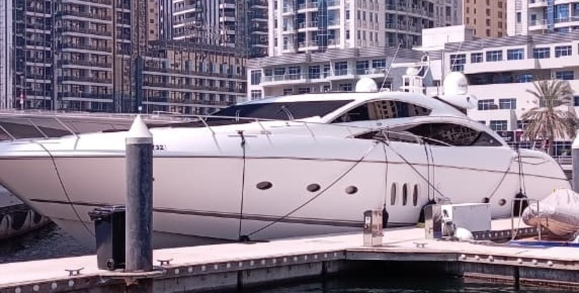2006 Sunseeker Predator 82