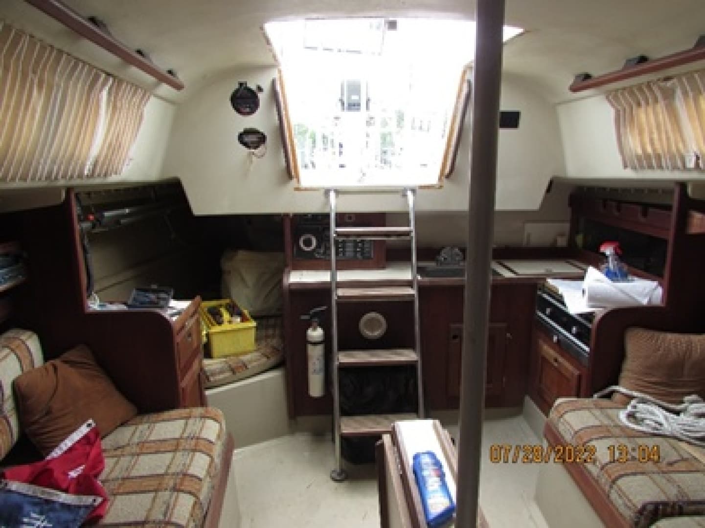 1982 O'Day 28 CB