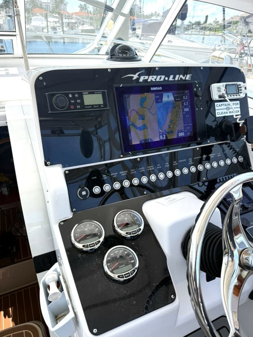 2006 Pro-Line 32 Express