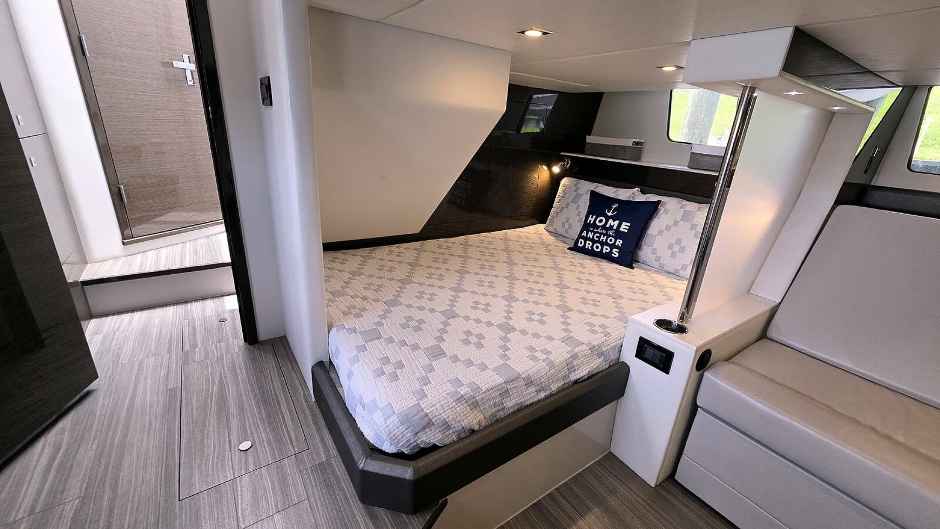 VIP Stateroom Forward