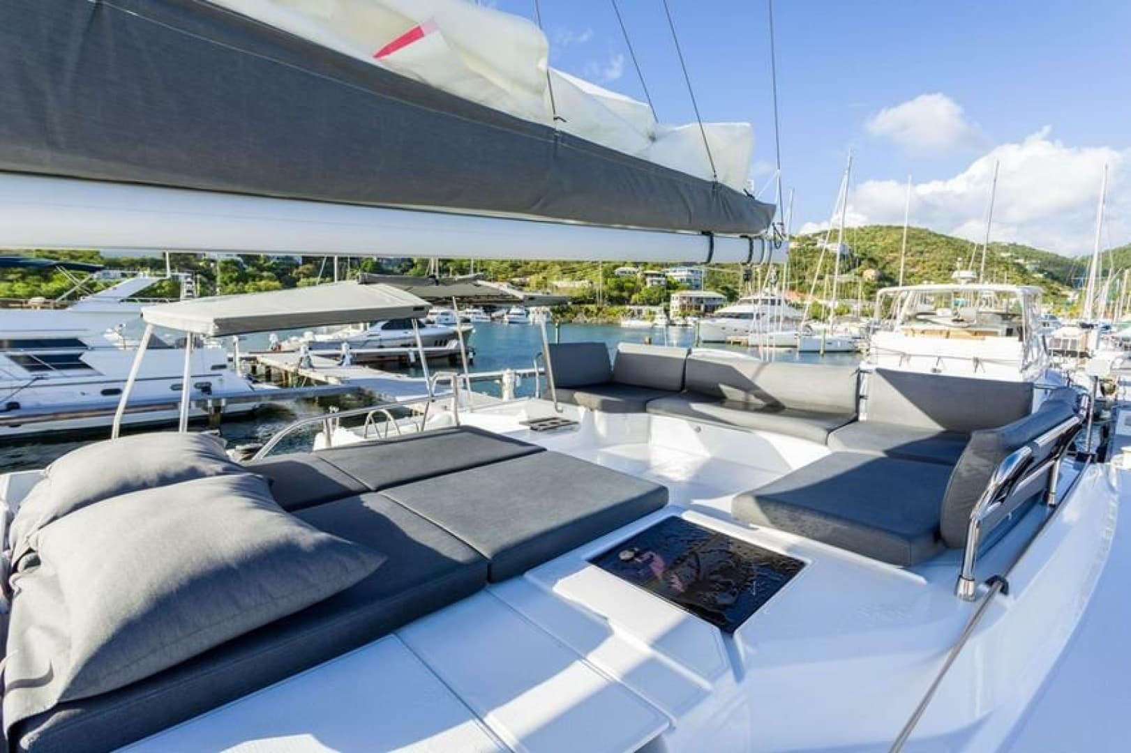 2022 Fountaine Pajot Elba
