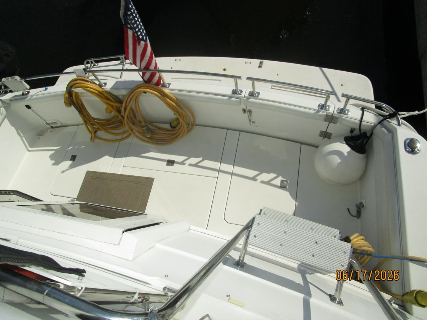 43' Carver cockpit