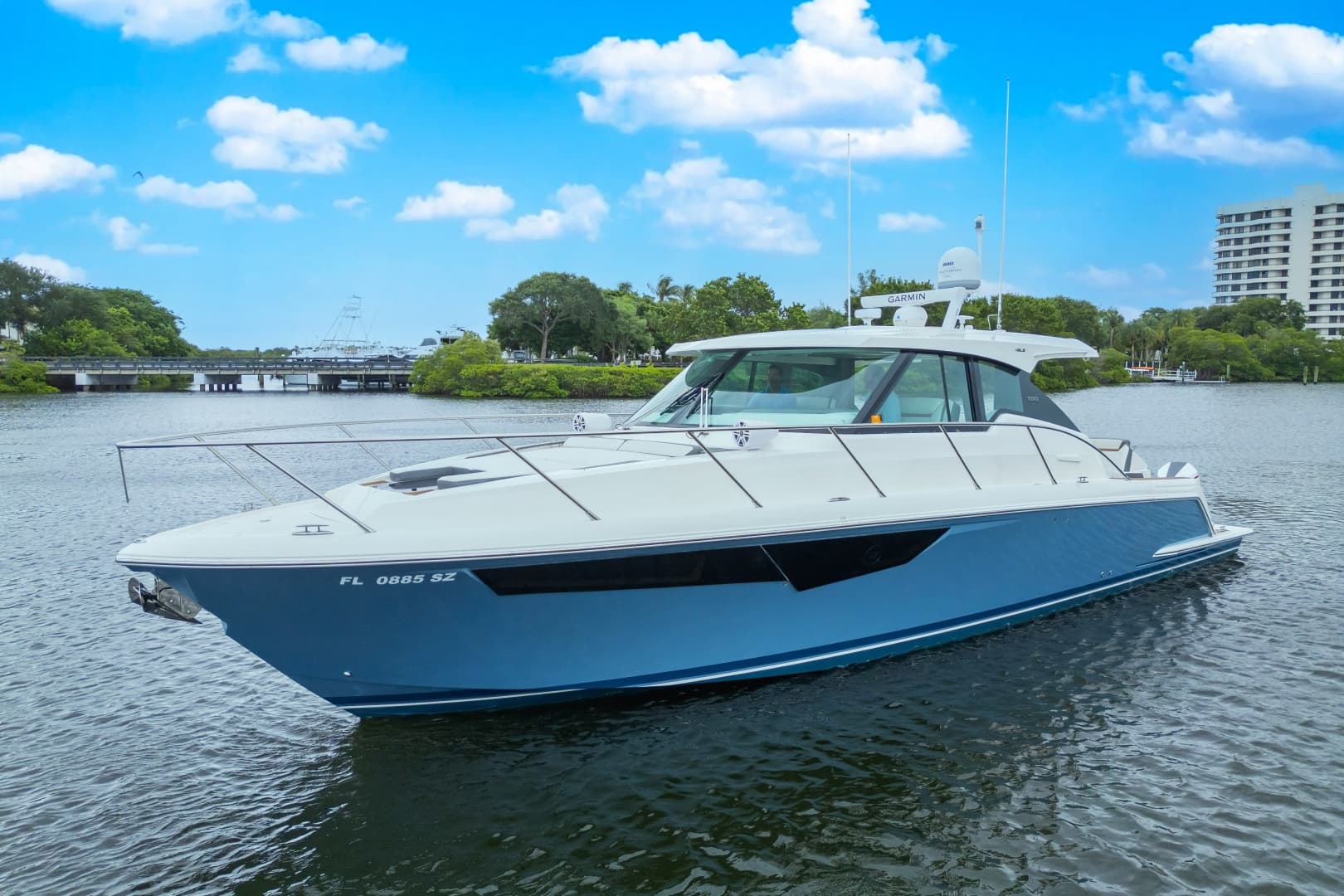 2021 Tiara Yachts 43 LE