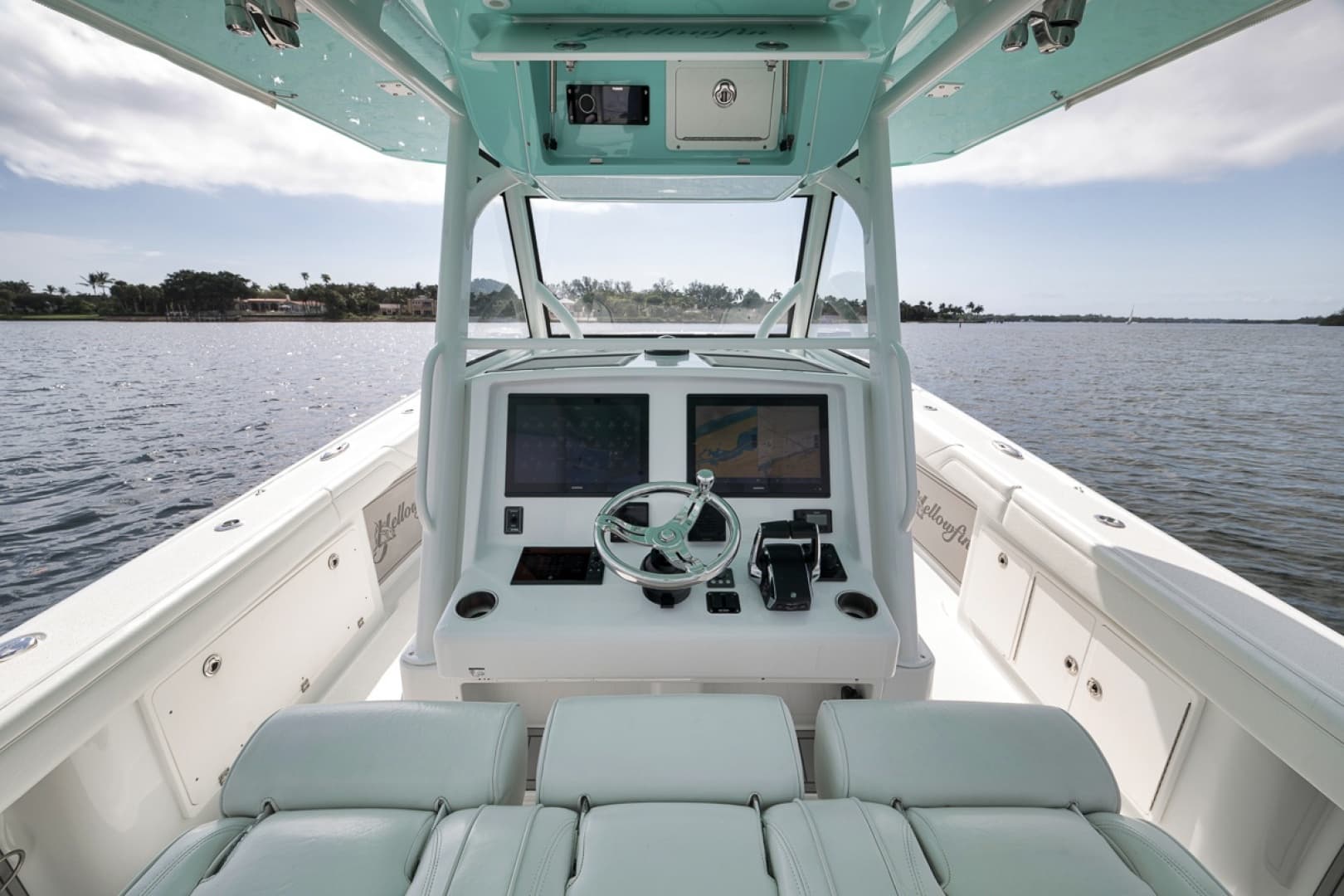 2017 Yellowfin 39 Offshore