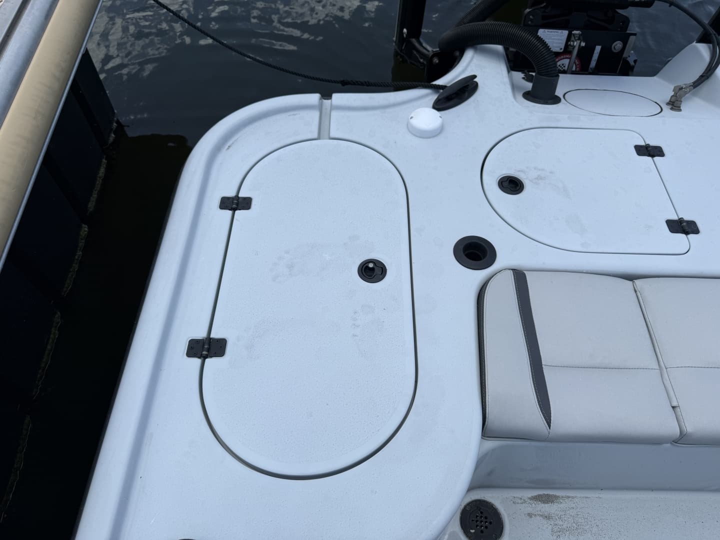 2017 Yellowfin 24 Bay CE