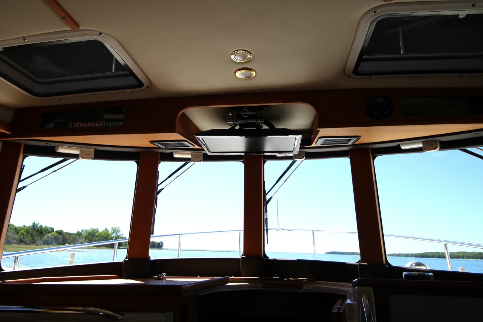 2013 Ranger Tugs R-31CB