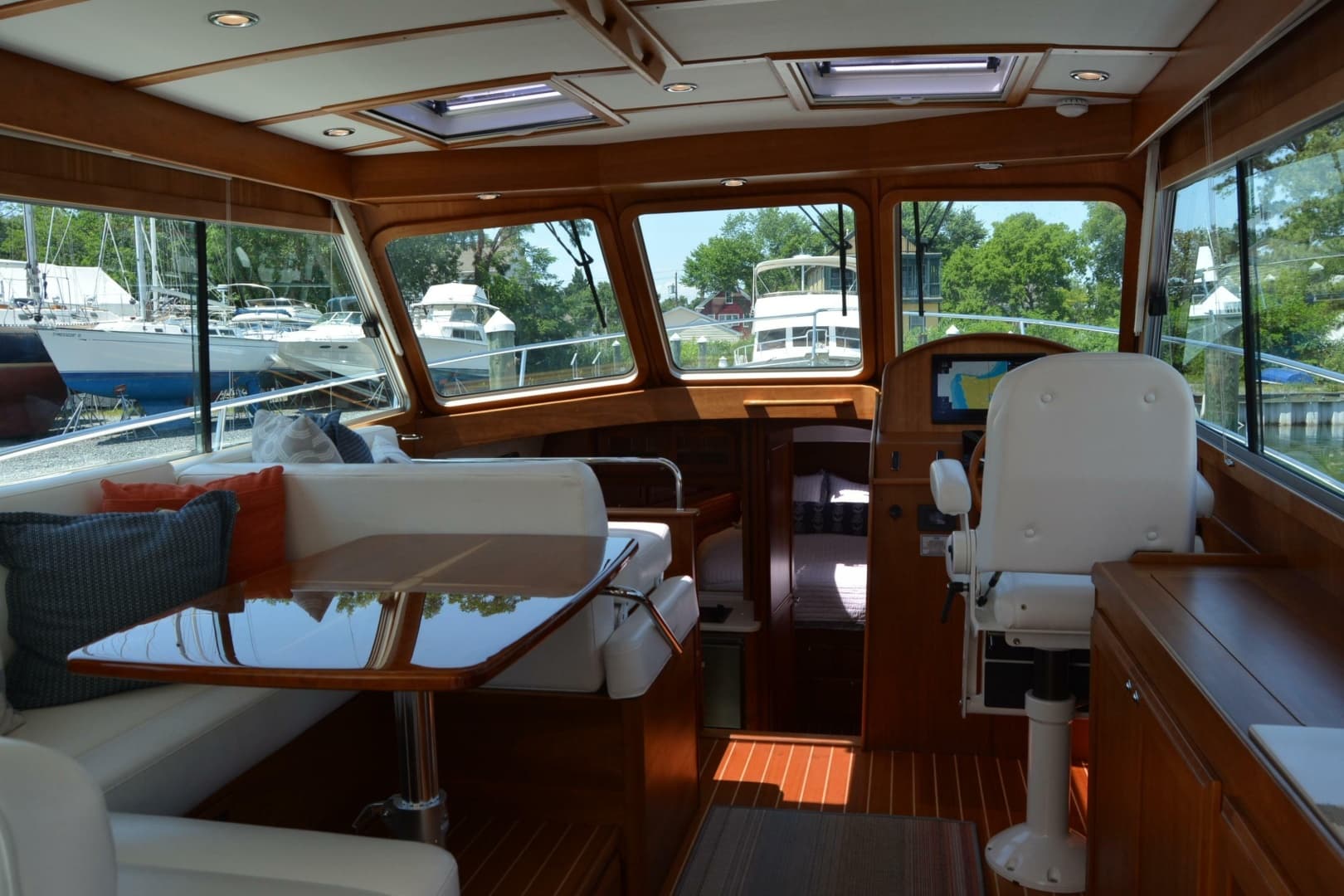 2021 Sabre 38 Salon Express