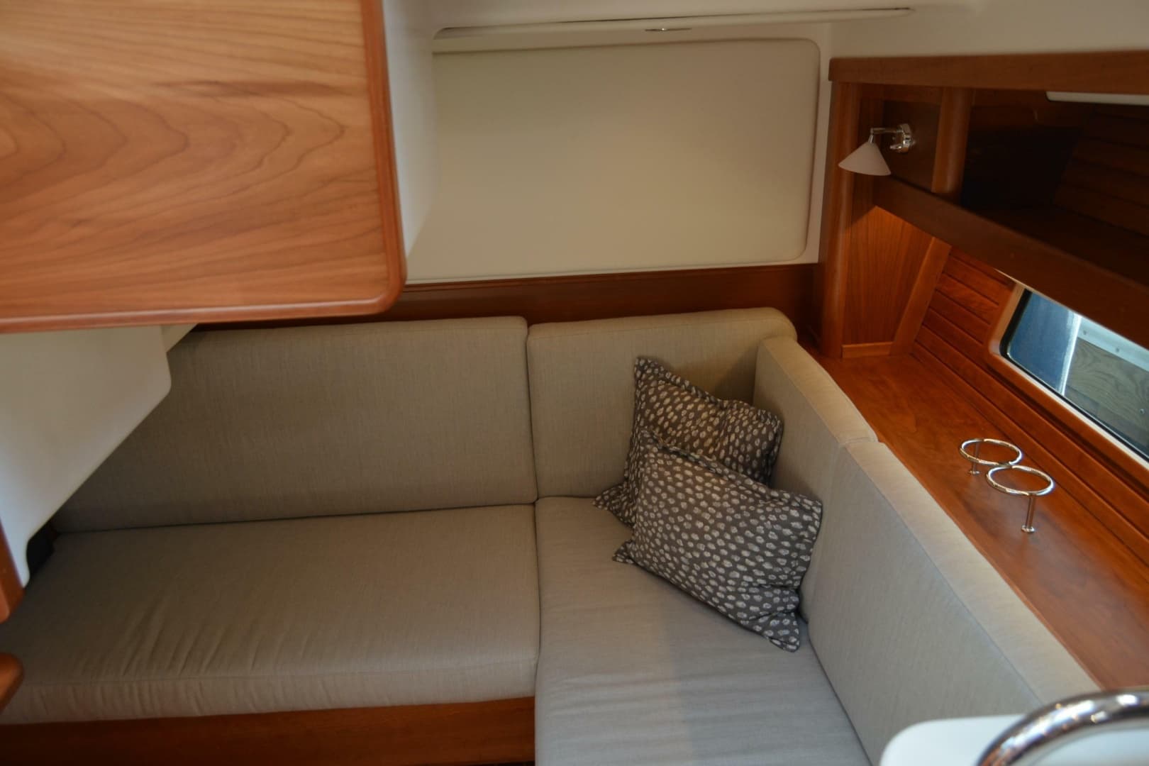 2021 Sabre 38 Salon Express