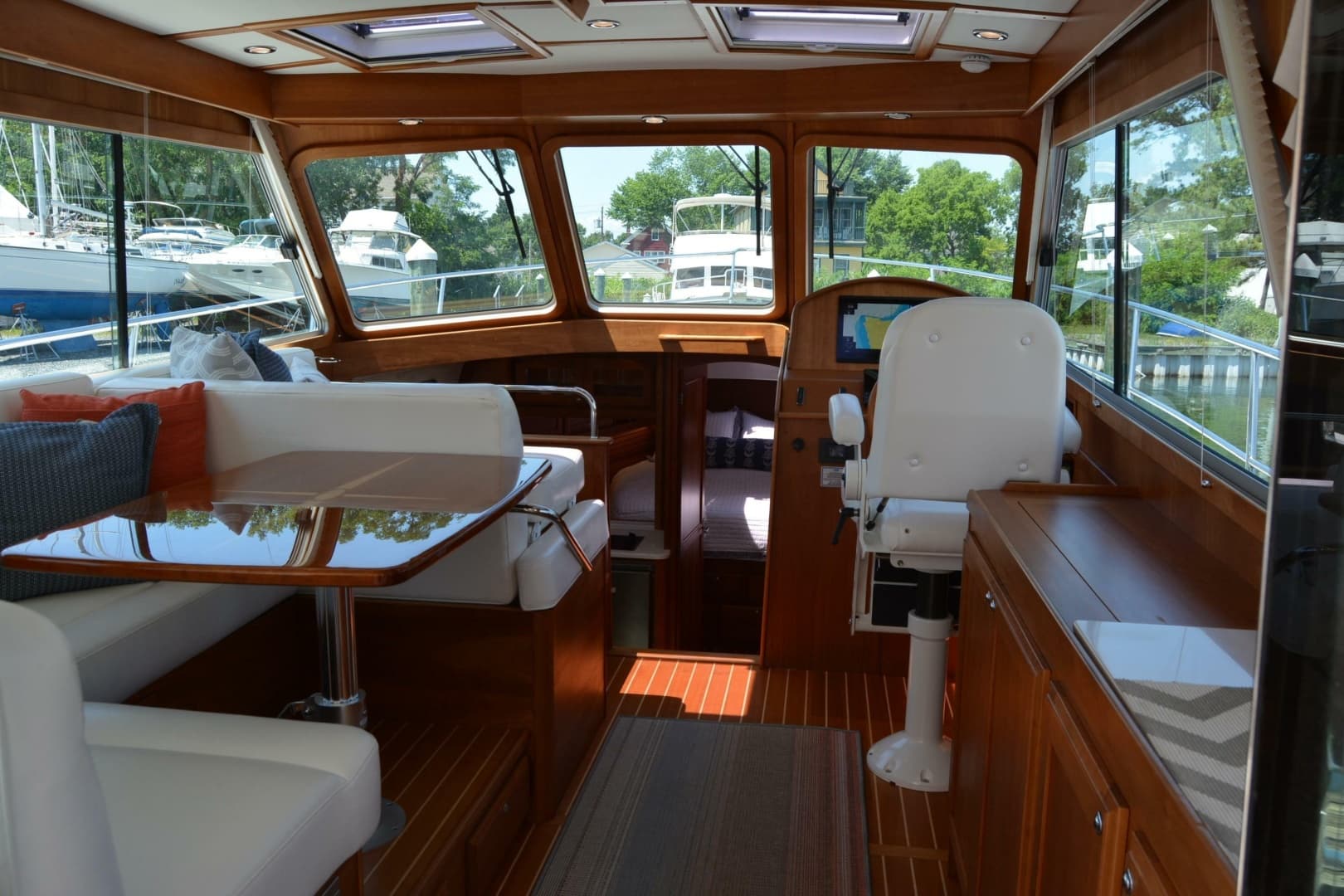 2021 Sabre 38 Salon Express