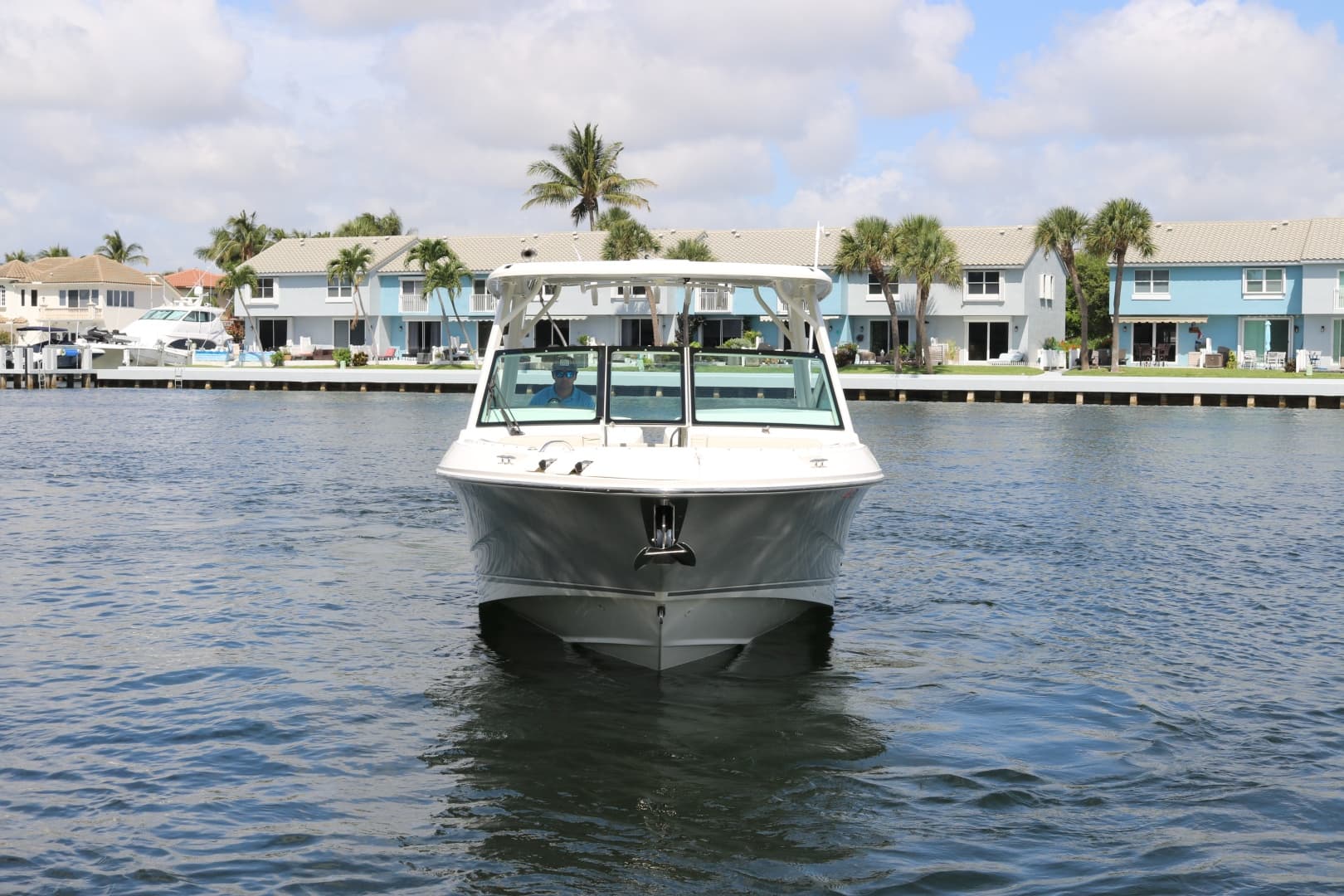 Boston Whaler 28 NO FILTER - Exterior Profile
