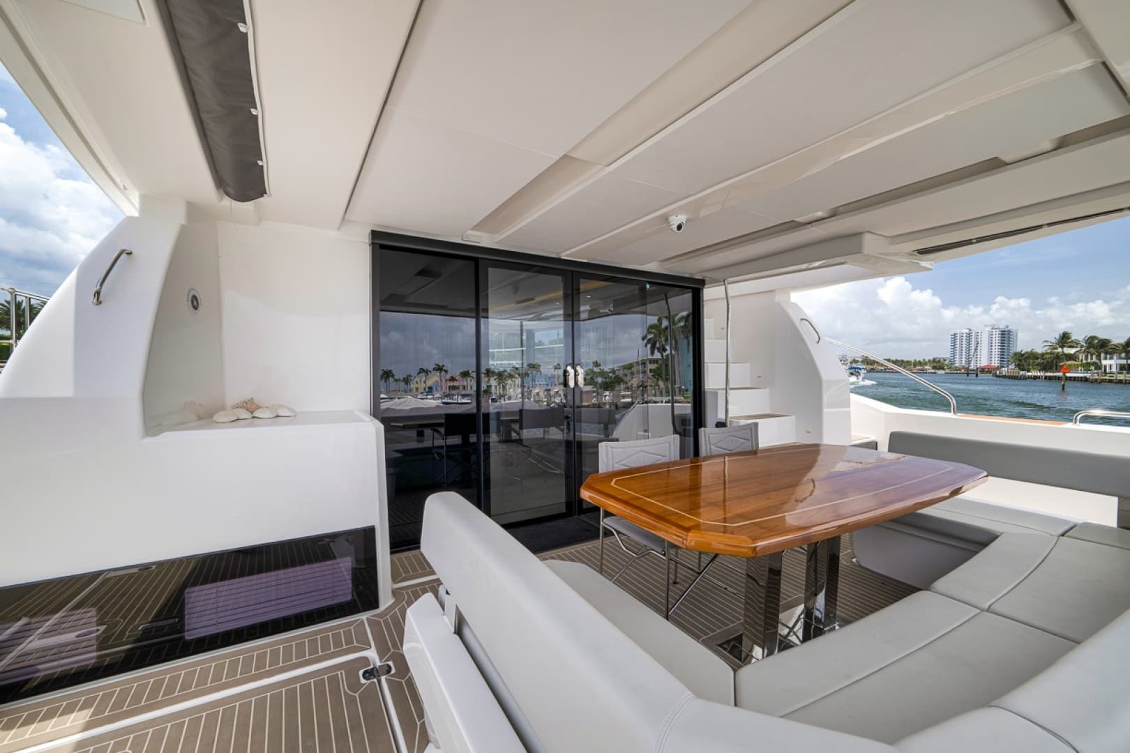 2023 Leopard 46 Powercat