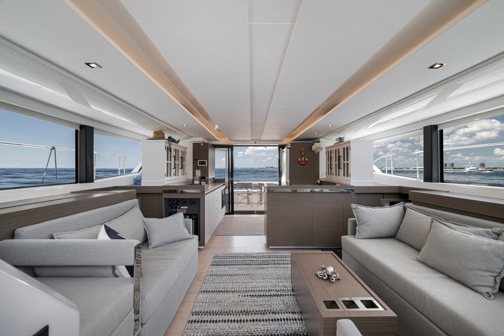 2023 Leopard 46 Powercat