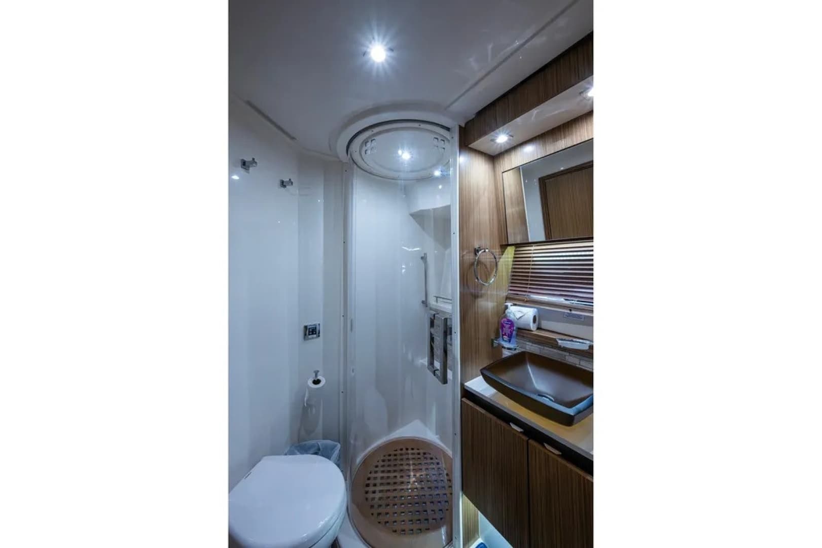 2018 Sea Ray L550 Fly