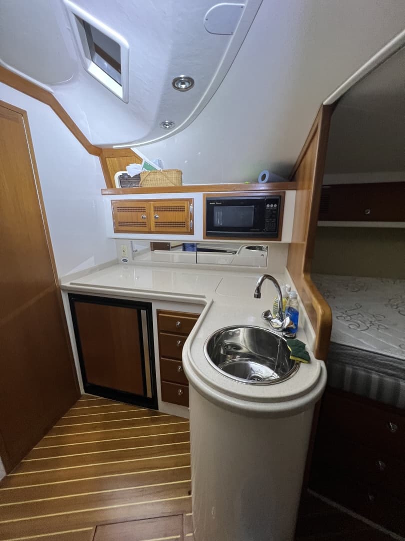 1998 Cabo 35 Express
