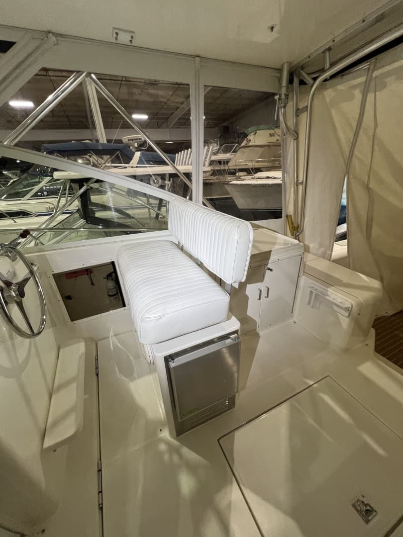 1998 Cabo 35 Express