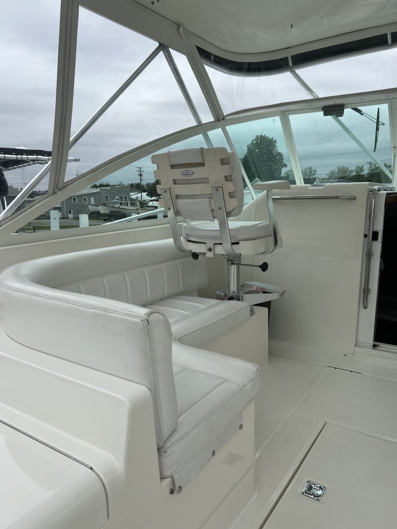 1998 Cabo 35 Express